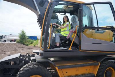 Volvo CE uzsāk Iron Women programmu